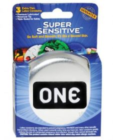 One super sensitive condoms - box of 3